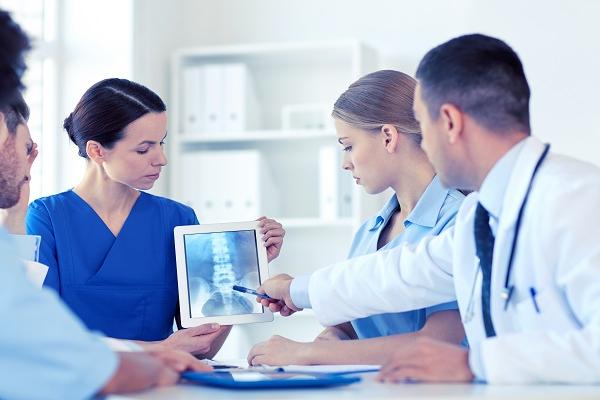 Osteoporotik Omurga Kırıkları