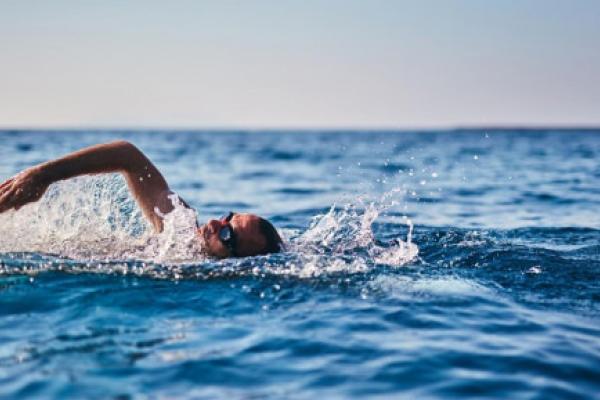 Yüzerken omuz ve boyun ağrısı